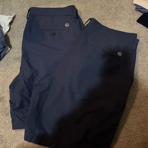 MENS SIZE 33 NWT VINEYARD WINES SHORTS